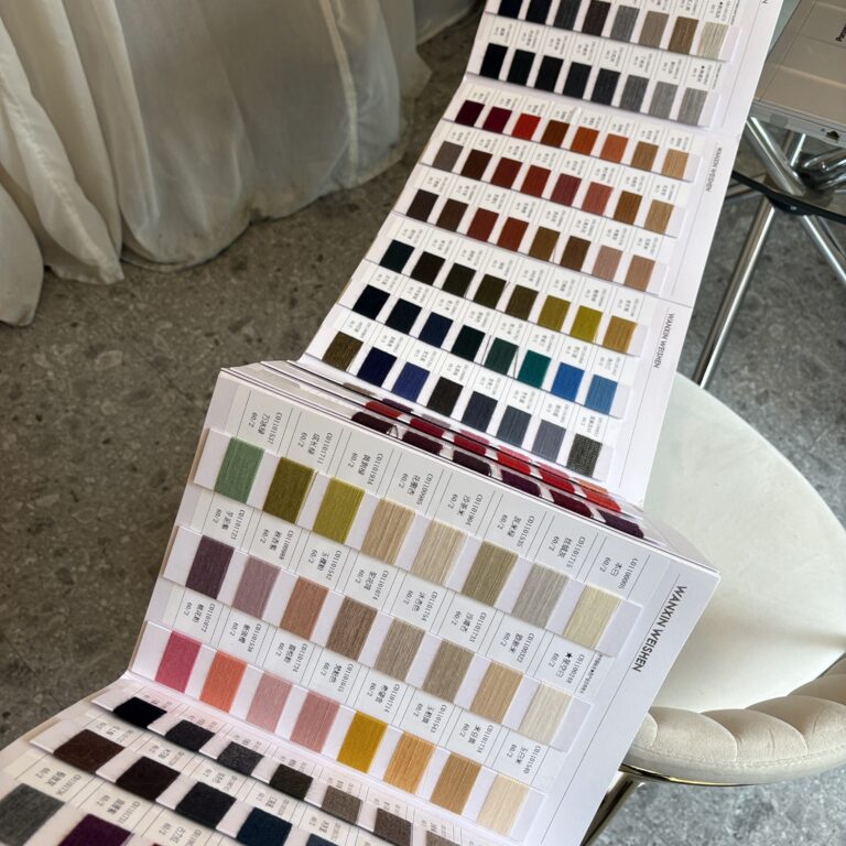 メリノウール　糸　多色　ウール100%　毛100%　