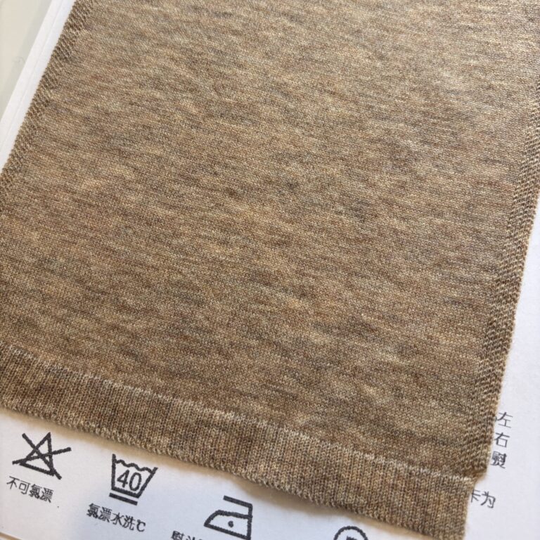 ハイゲージ　ウール100%　編地　スーパーファインメリノウール　
